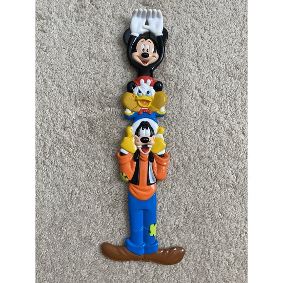 Disney Other - Vintage Walt Disney World Stacked Friends Back Scratcher Goofy‎ Mickey Donald